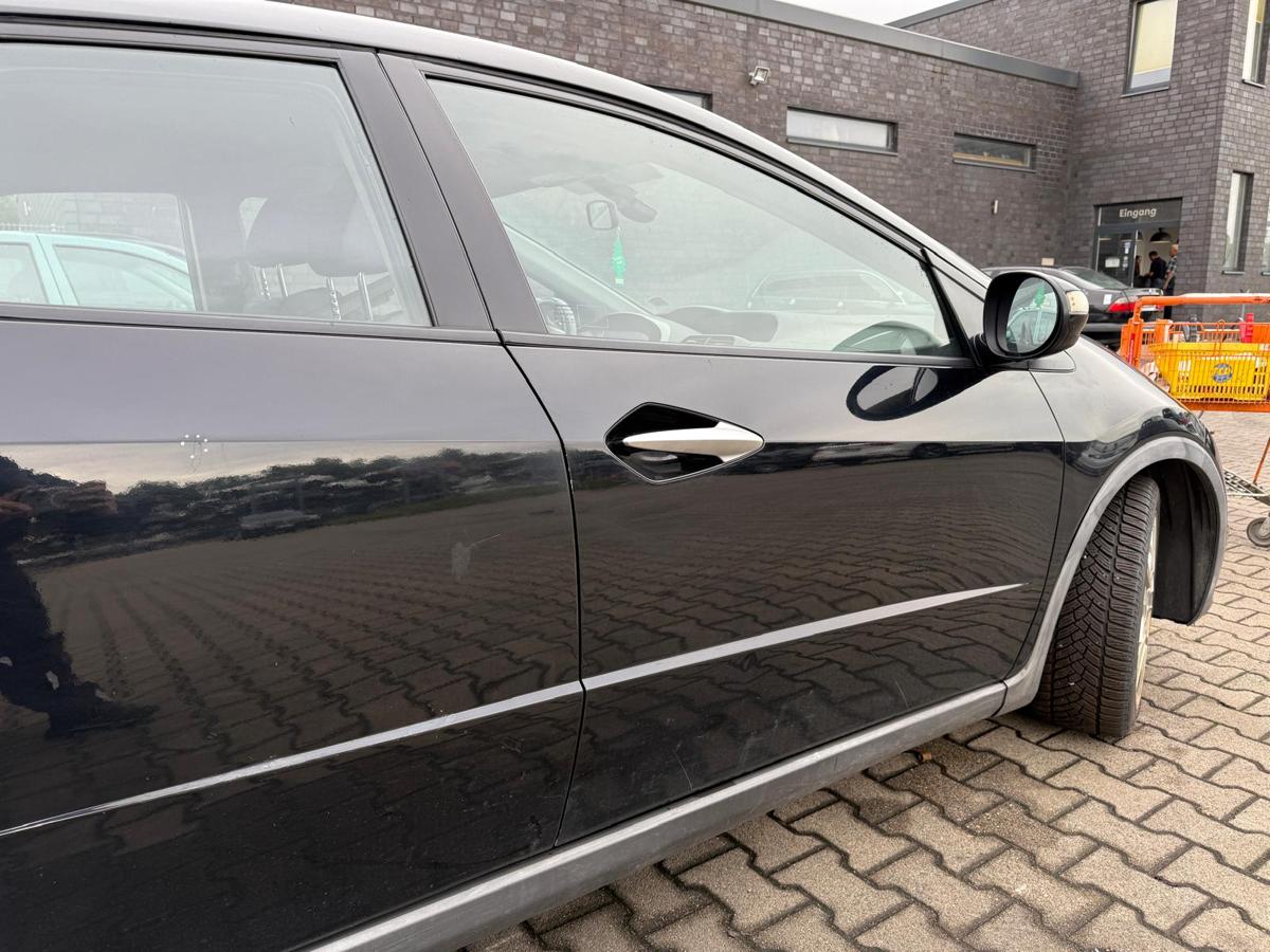 Honda Civic FK2 VIII original Tür vorn rechts B92P Nighthawk Black Rohbau BJ09